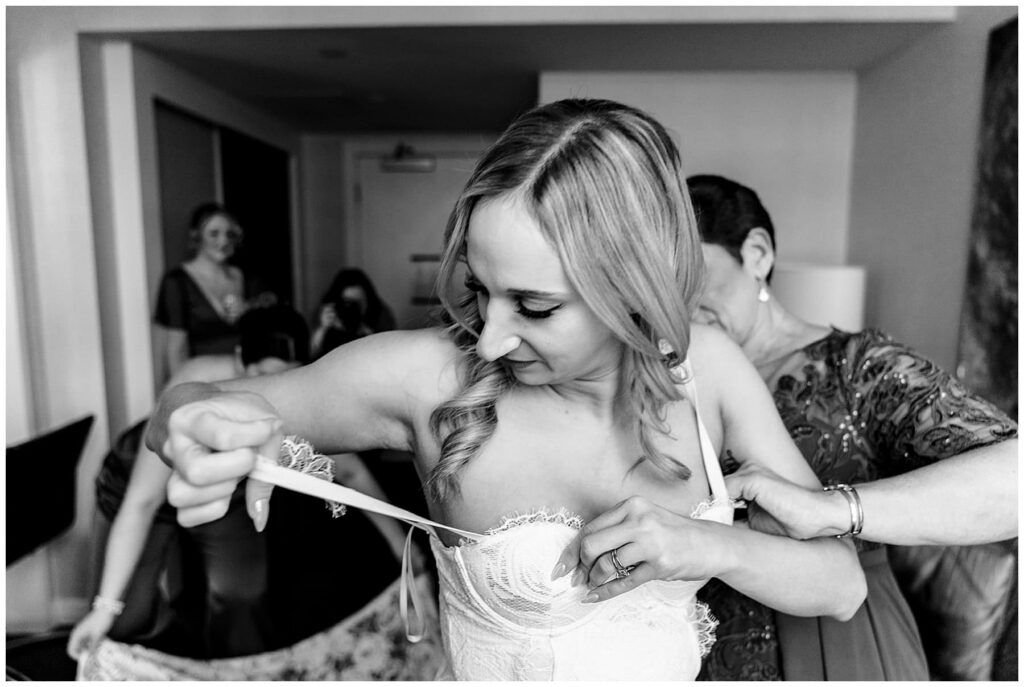 Bride getting ready at the Kimpton Hotel Palomar in Philadelphia