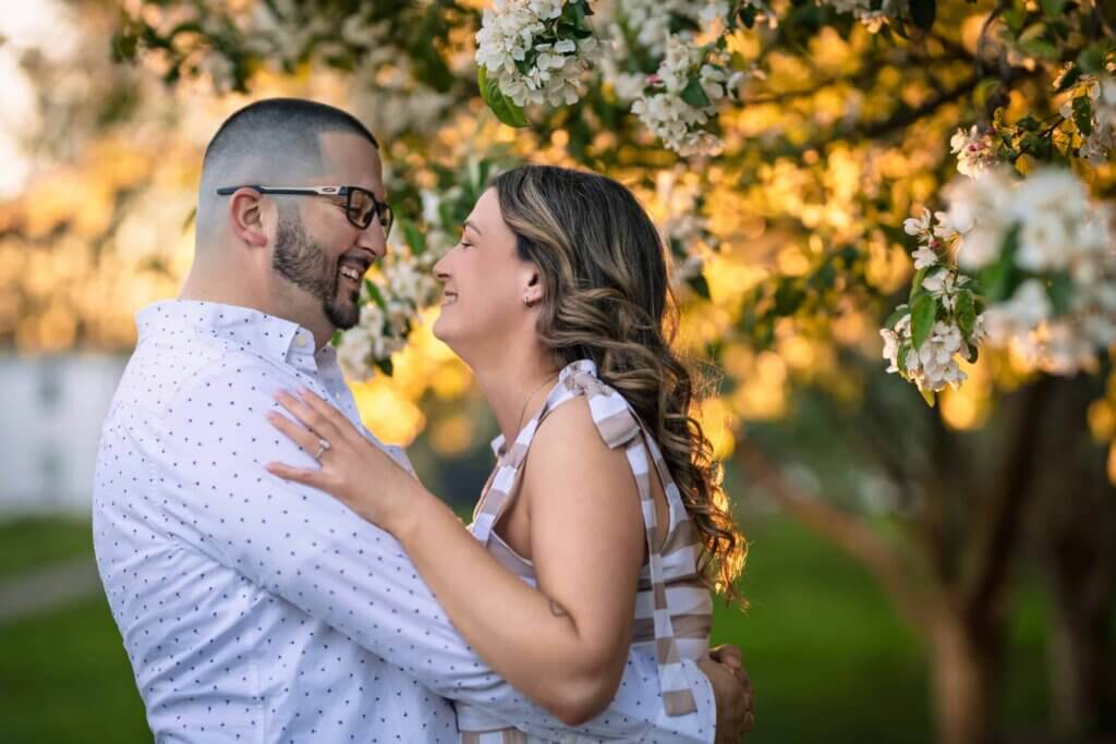 Historic Smithville Mansion Engagement Session in Spring