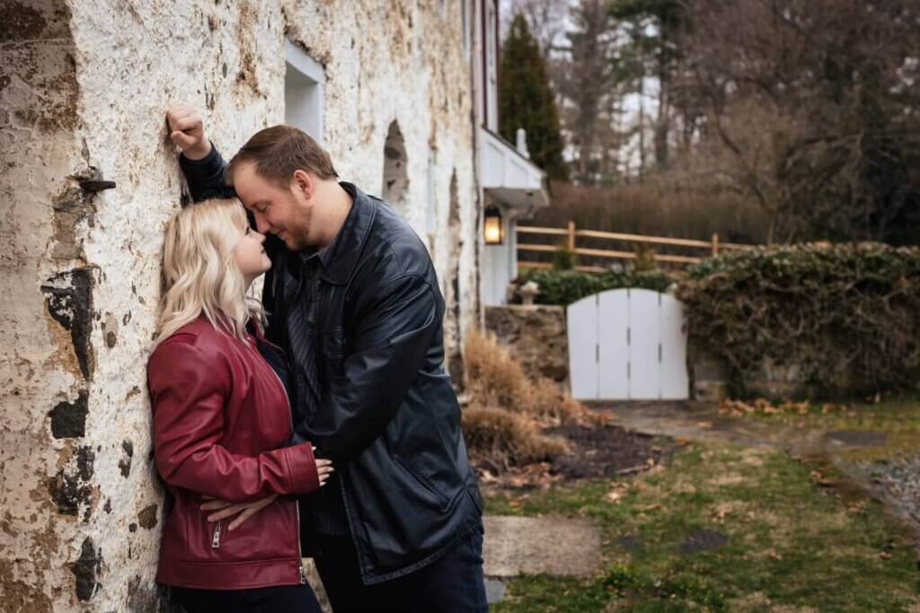 What to Wear for Engagement Photos (Advice for Real Couples)