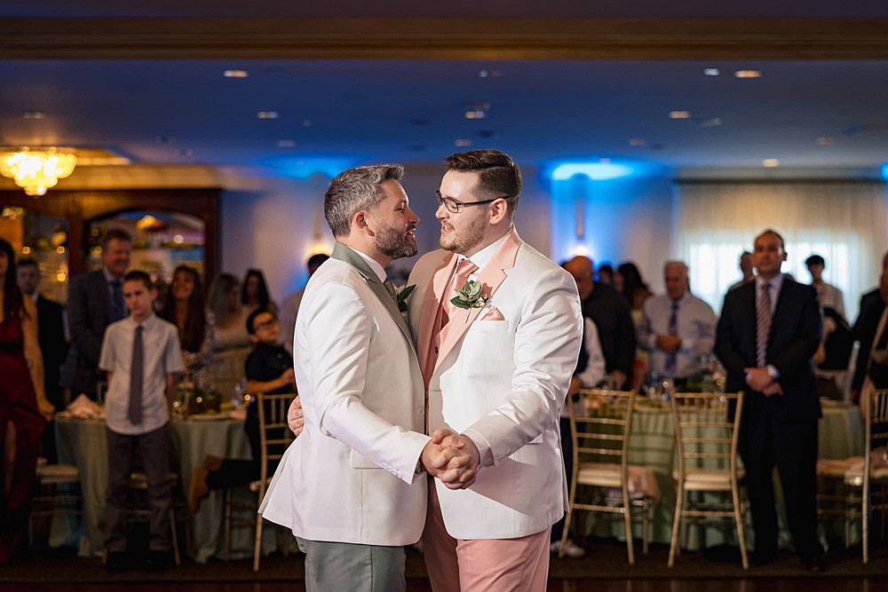 South Jersey Wedding Photographer; New Jersey photographer; Penn Oaks Golf Club Wedding; Gen Palmer Photography